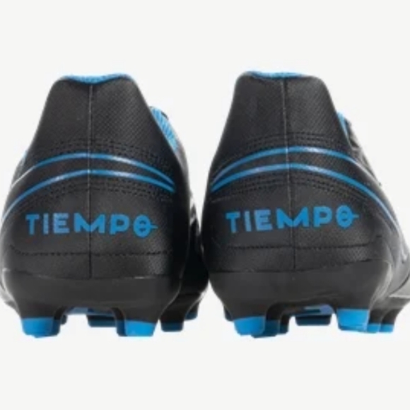 Nike Tiempo Legend 8 Soccer Cleats Size 6 main image 11